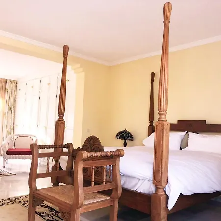Beautiful, Bright And Spacious Duplex In Marbella Εστεπόνα