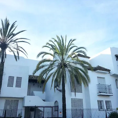 Beautiful, Bright And Spacious Duplex In Marbella Διαμέρισμα